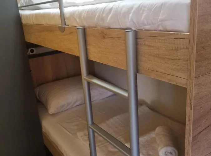 Camping Hipo Camp - Mobil Sestrica *