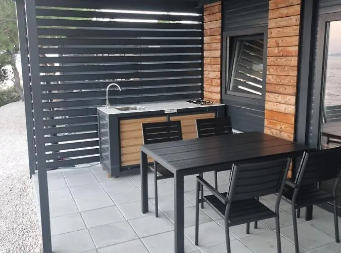 Kemping Hipo Camp - Mobil Sestrica Pakoštane