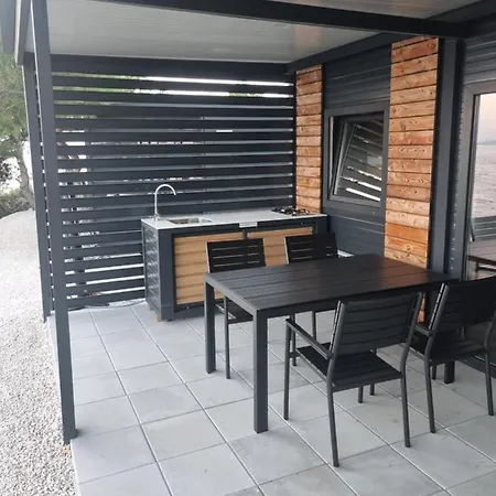 Campingplatz Hipo Camp - Mobil Sestrica Pakoštane