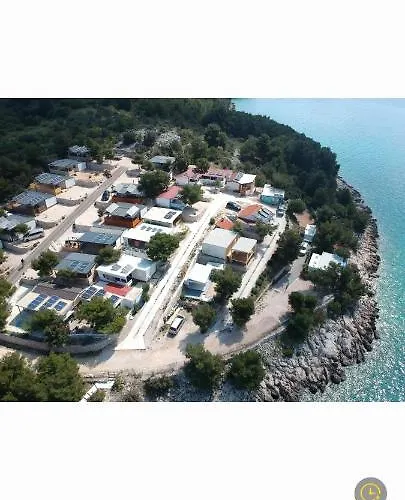 캠프장 Hipo Camp - Mobil Sestrica *